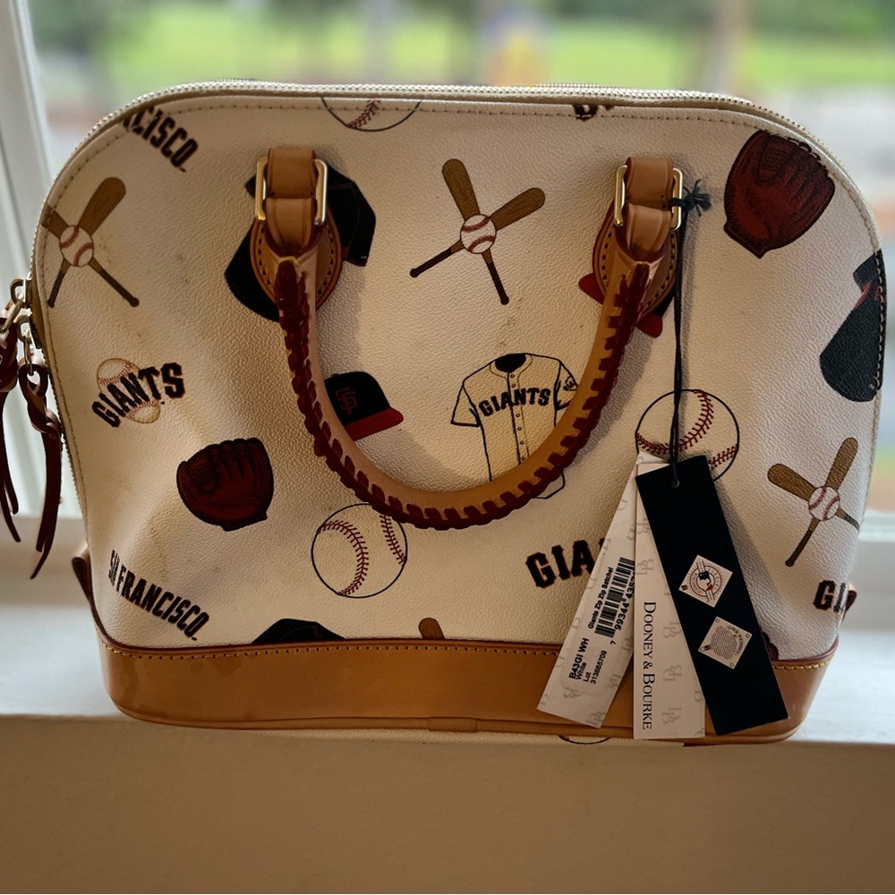 Dooney And Bourke giants bag NWT